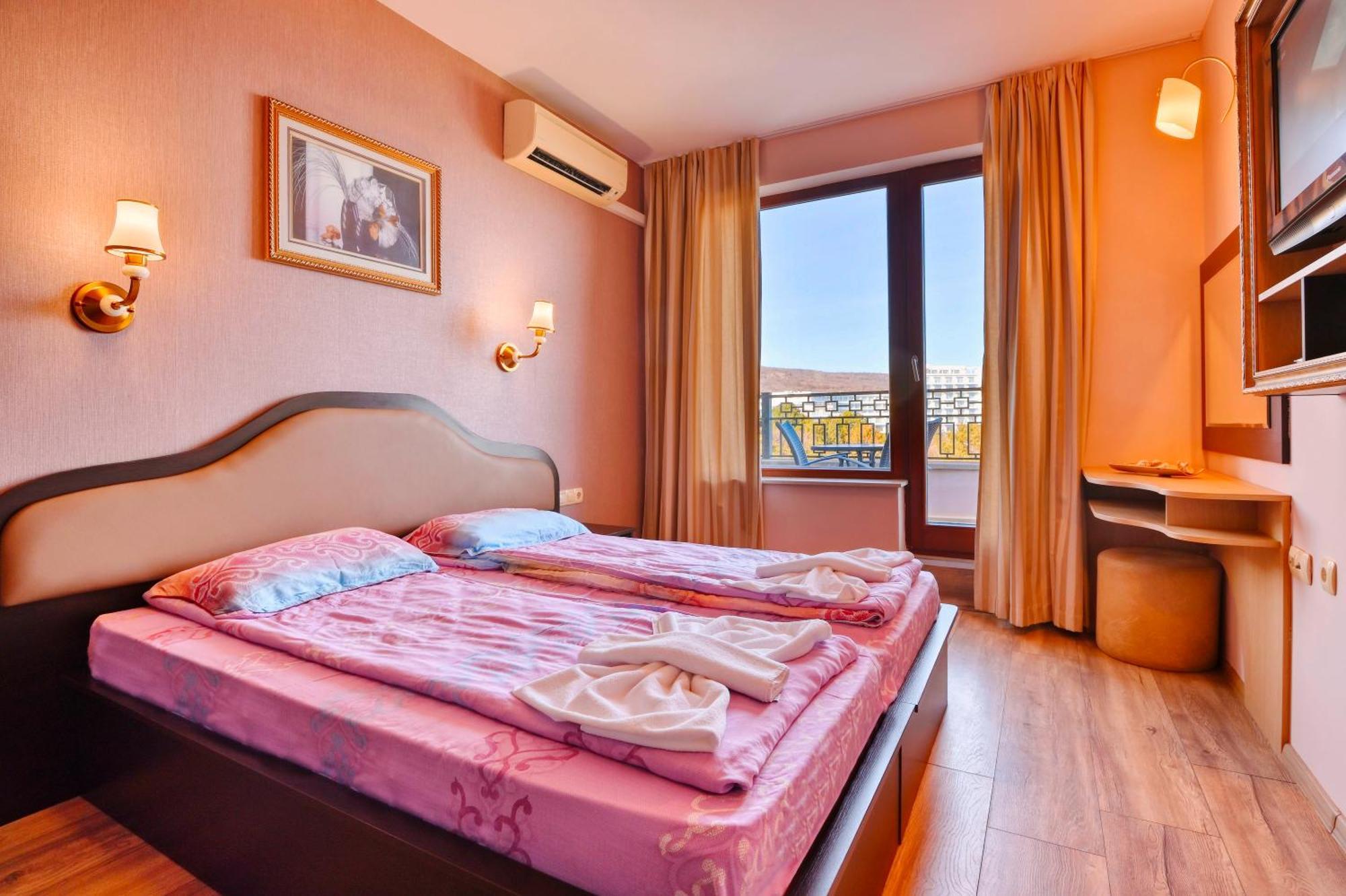 Luxury Apartment Zlatna Kotva ゴールデンサンド エクステリア 写真